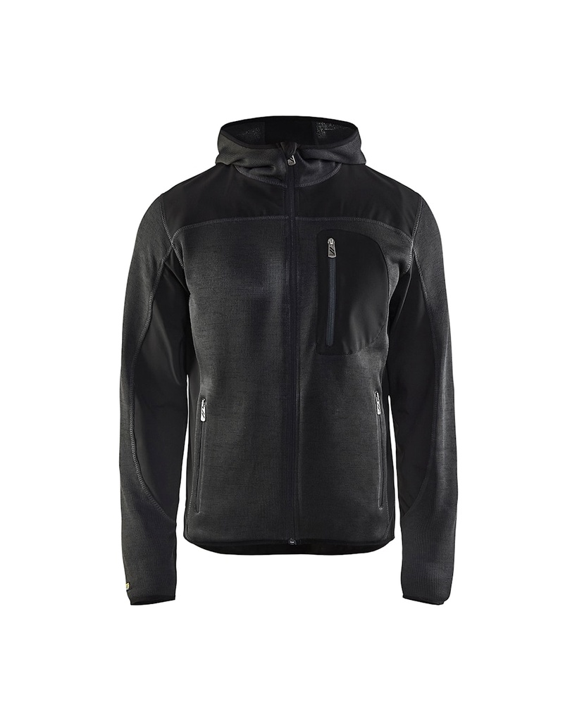VESTE TRICOTÉE À CAPUCHE